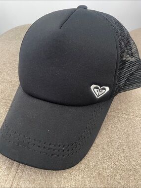 Roxy trucker